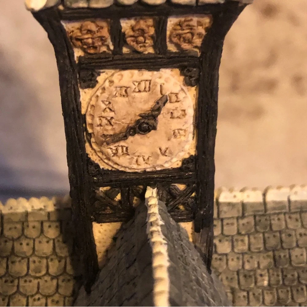 The shoemaker’s dream clocktower boot figurine‎ John Herbert 1990 John Hine